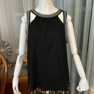Maurice’s sleeveless blouse black size large